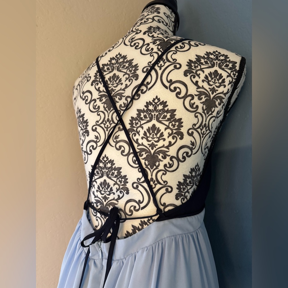 Quinn Light Blue Maxi Dress 👗 - Picture 4 of 6